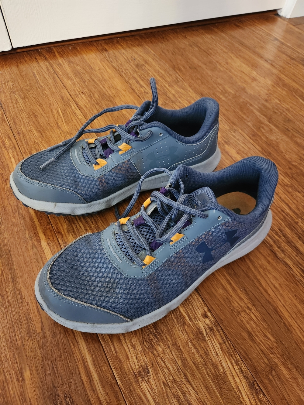 Under Armour Women's Navy Blue Toccoa Running Hiking Athletic Shoes, Size 9